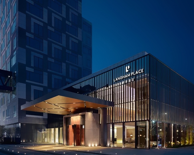 娛（yú）樂館亮（liàng）化