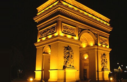 亮化（huà）LED洗牆燈安裝和控製有哪些注意事（shì）項